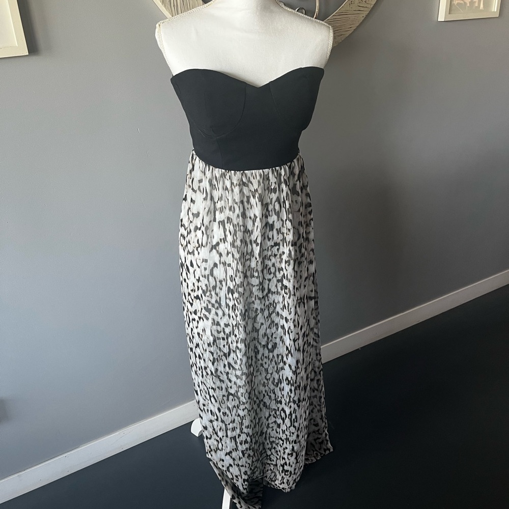 Stitch between dress